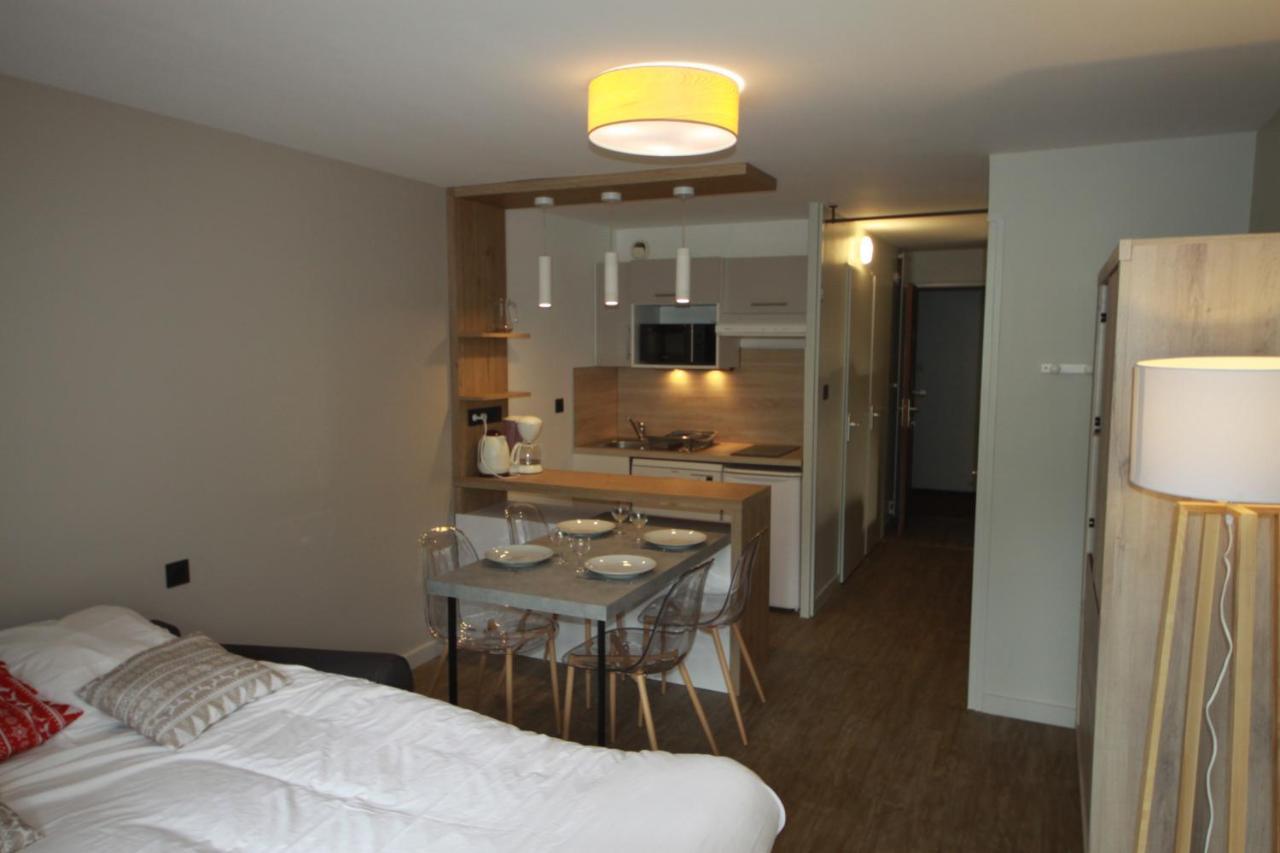 Archipel Accueil International - Studio Bois Des Coqs Saint-Chaffrey Exterior foto