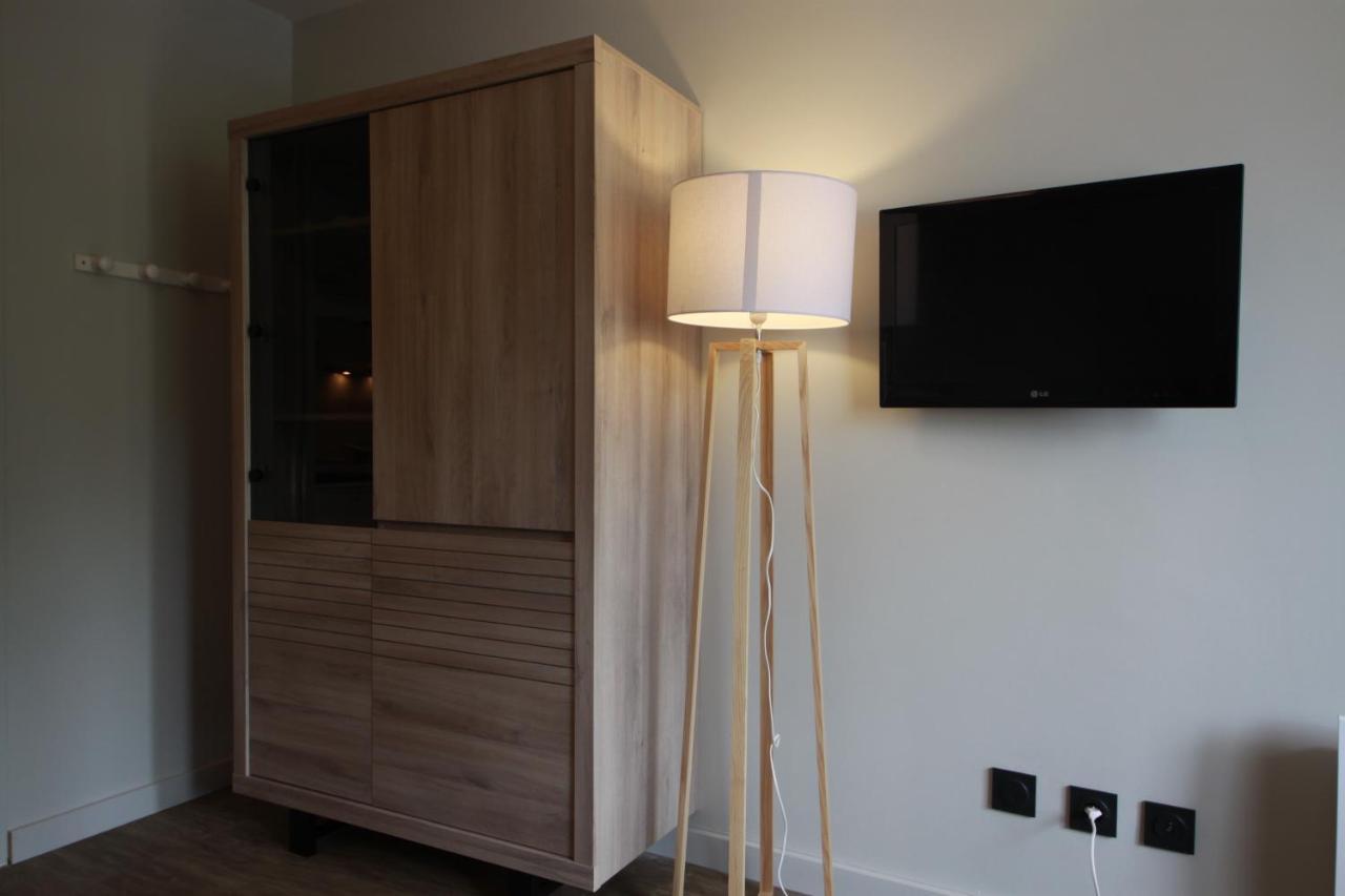 Archipel Accueil International - Studio Bois Des Coqs Saint-Chaffrey Exterior foto